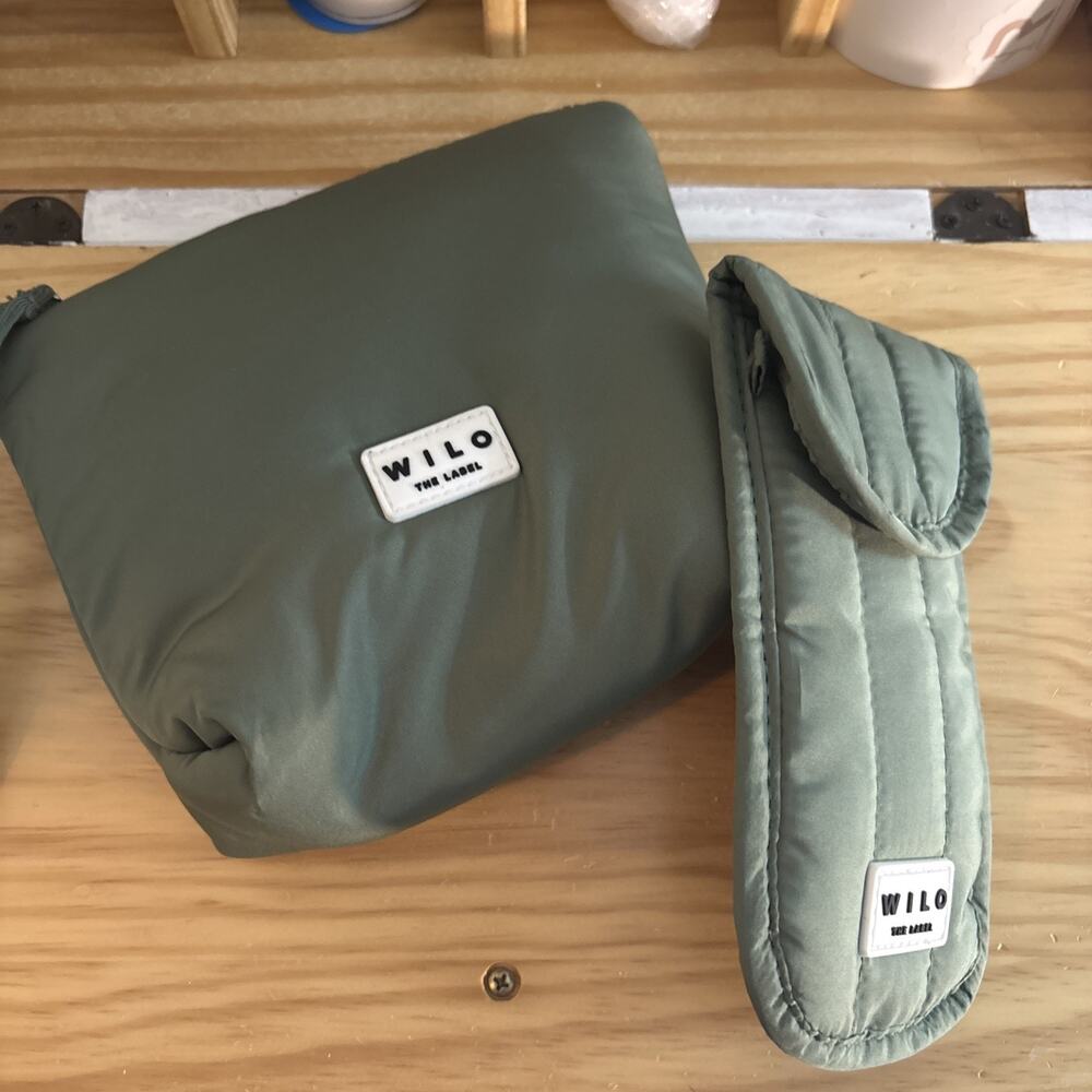WILO THE LABEL Women’s Beige Puffer Pouch Bag With Handle & Sunglasses Pouch!